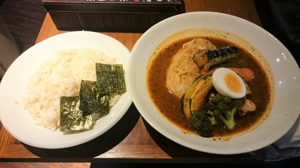 スープカレーらっきょ知床鶏スープカレー